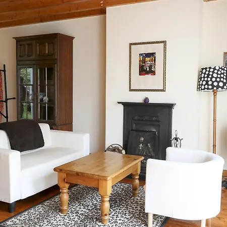 Killeena House Apartment